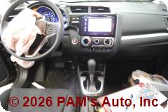 Vehicle photo 14