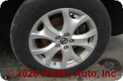 Vehicle photo 9