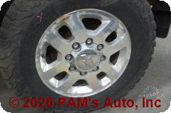 Vehicle photo 9