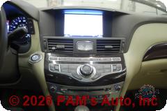 Vehicle photo 13