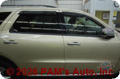 Vehicle photo 3