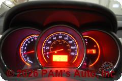 Vehicle photo 12