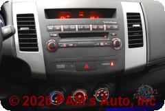 Vehicle photo 13