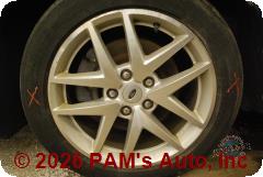 Vehicle photo 9