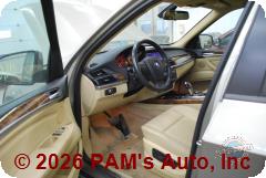 Vehicle photo 10