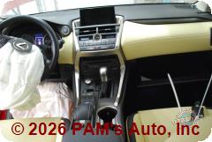 Vehicle photo 14