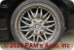 Vehicle photo 9