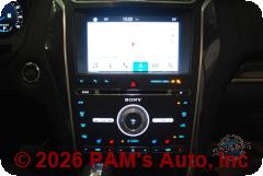 Vehicle photo 13