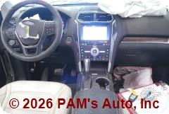 Vehicle photo 14