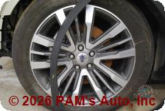 Vehicle photo 9