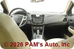 Vehicle photo 14
