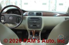Vehicle photo 14