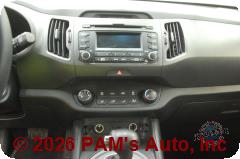 Vehicle photo 13
