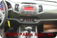Vehicle photo 14