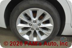 Vehicle photo 9