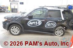 Vehicle photo 7