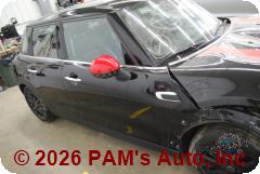 Vehicle photo 3
