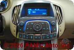 Vehicle photo 13