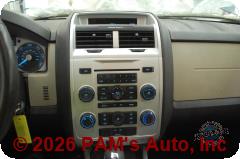 Vehicle photo 13