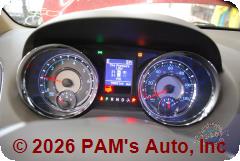 Vehicle photo 12