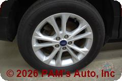 Vehicle photo 9