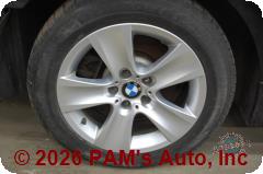 Vehicle photo 9