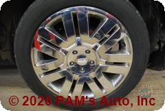 Vehicle photo 9