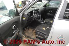 Vehicle photo 10