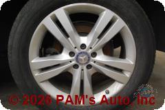 Vehicle photo 9
