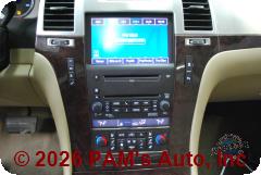 Vehicle photo 13