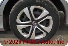 Vehicle photo 9