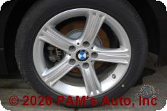 Vehicle photo 9