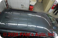 Vehicle photo 4