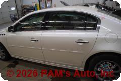Vehicle photo 7