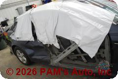 Vehicle photo 3