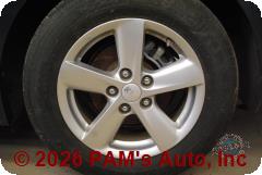 Vehicle photo 9