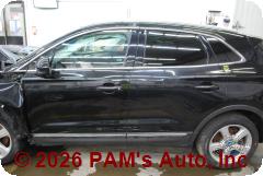 Vehicle photo 7