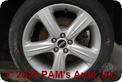 Vehicle photo 9