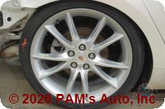 Vehicle photo 9