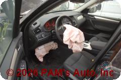 Vehicle photo 10