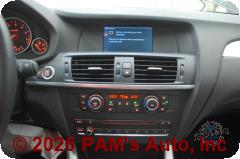 Vehicle photo 13