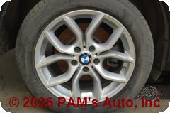 Vehicle photo 9