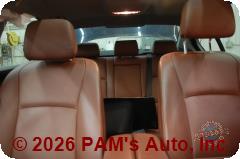 Vehicle photo 11