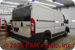 Vehicle photo 5