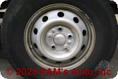 Vehicle photo 9