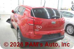 Vehicle photo 6
