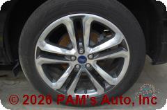 Vehicle photo 9