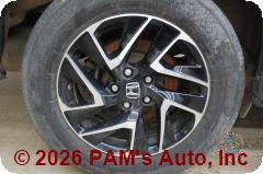 Vehicle photo 9
