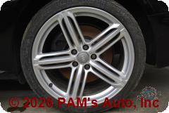 Vehicle photo 9