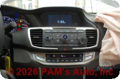Vehicle photo 13